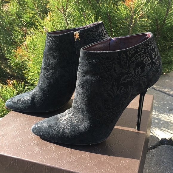 Gucci Shoes - Gucci Black Jacquard Suede Side Zip Ankle Boots 38